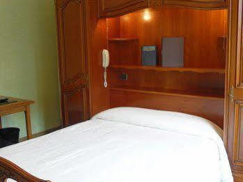 Le Clos Du Loup Rouffire Extérieur photo